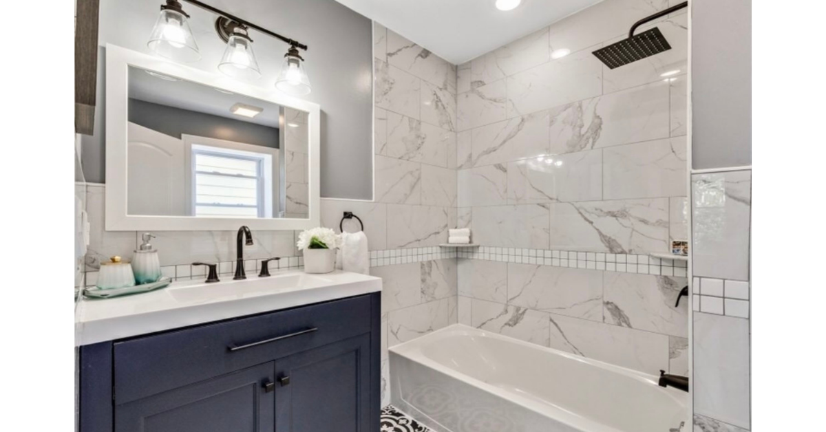 Renovated bathroom at 850 Gibbons Ct in Elizabeth NJ after restoration by Helios Buys NJ