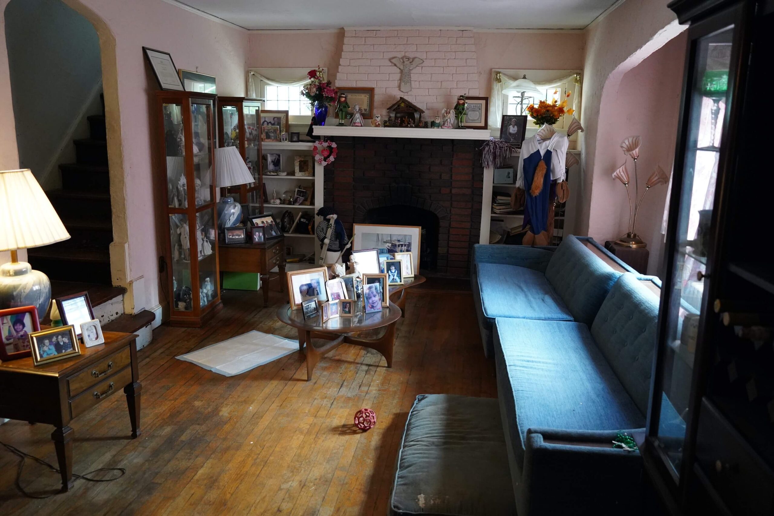 Living room at 133 Forest Ave, Verona NJ, before renovation