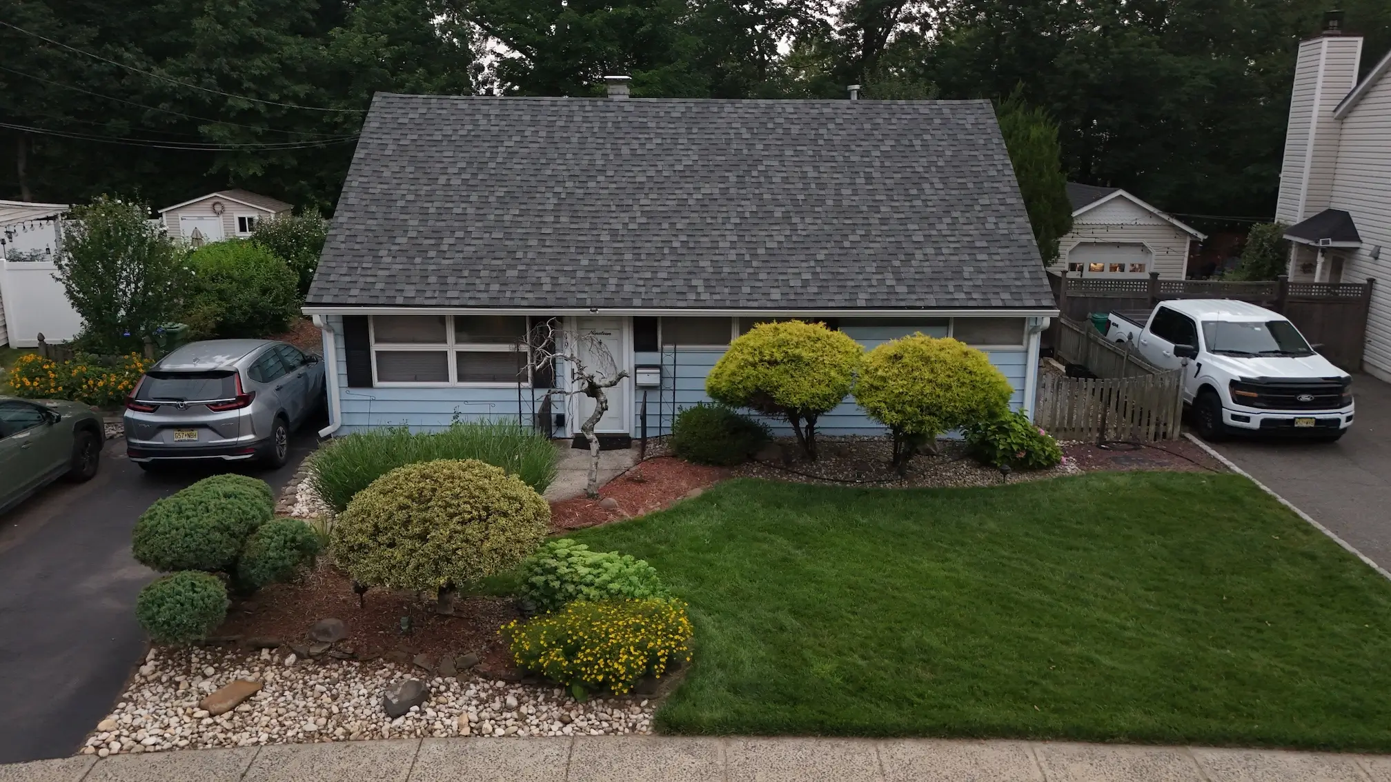 Exterior of 19 Sturgis Rd Edison NJ recently purchased by Helios Buys NJ