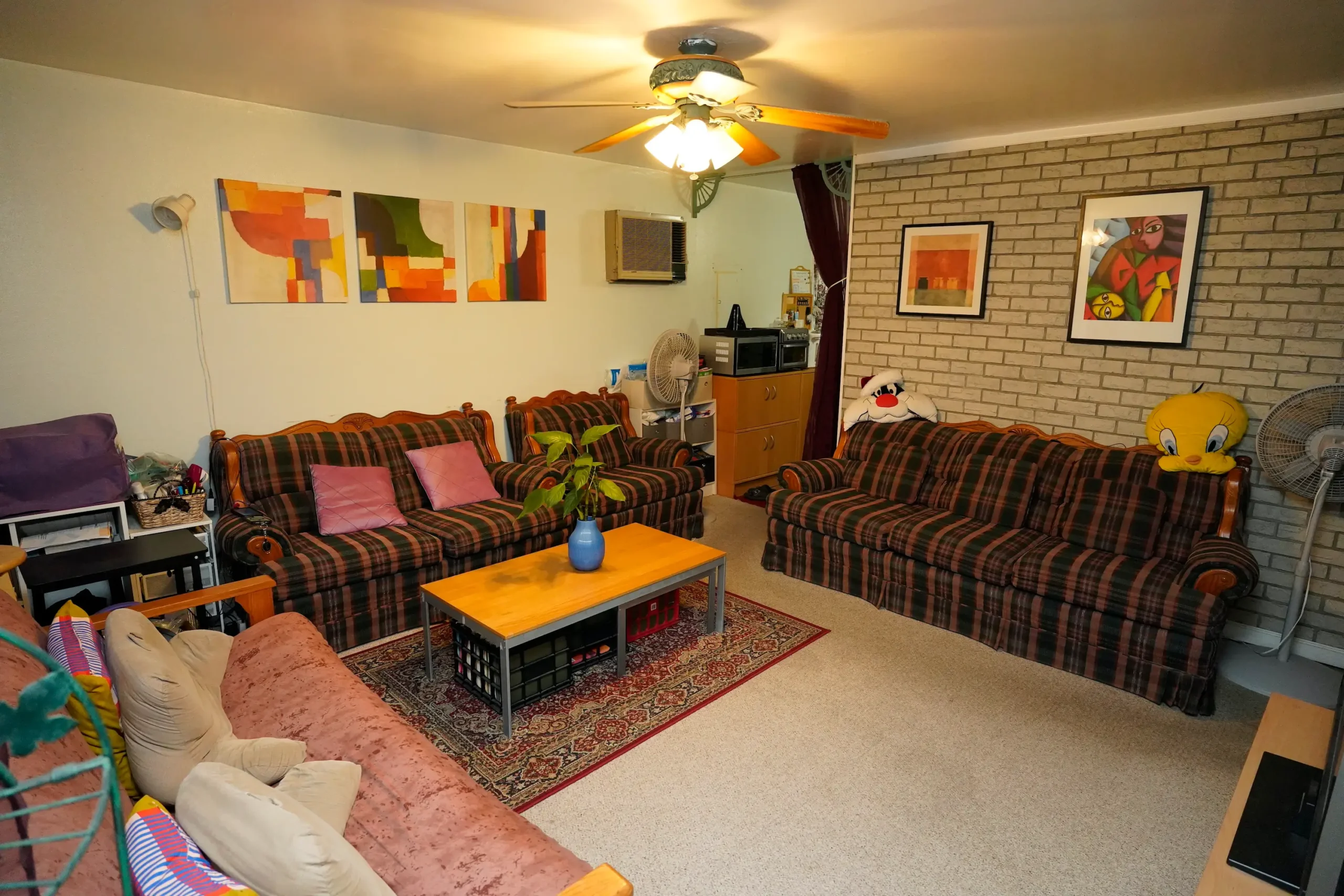 Interior living room of 19 Sturgis Rd Edison NJ before renovation after purchase by Helios Buys NJ
