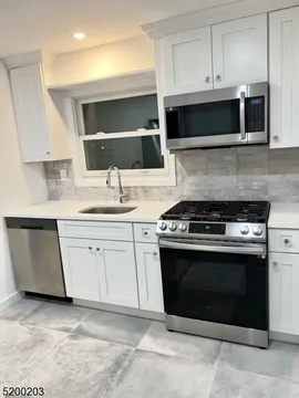 Updated Bergen County NJ kitchen after renovation by Helios Buys NJ